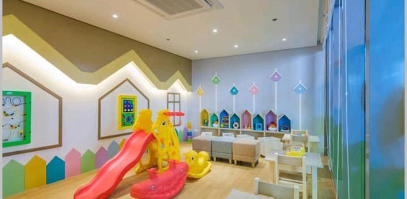 מנילה Classy 2Br Suite At Eastwood City With Pool And City Skyline View מראה חיצוני תמונה