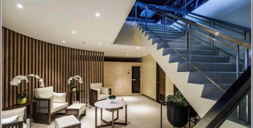 מנילה Classy 2Br Suite At Eastwood City With Pool And City Skyline View מראה חיצוני תמונה