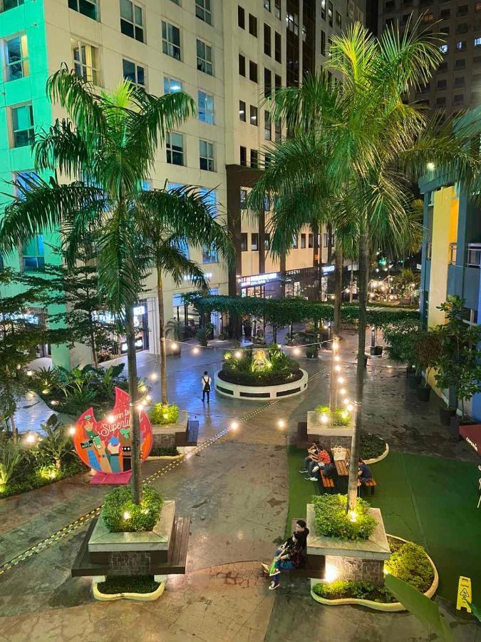 מנילה Classy 2Br Suite At Eastwood City With Pool And City Skyline View מראה חיצוני תמונה